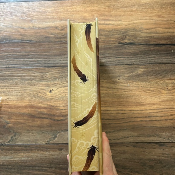 Fairyloot (Romantasy April 2025) - The Wind Weaver - Picture 2 of 9